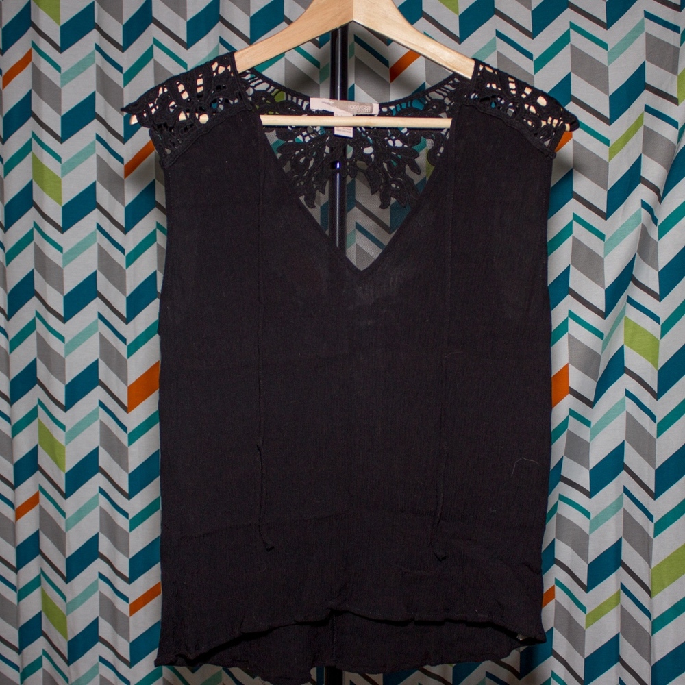 2/$10 or 4/$15! F21 Crochet Detail Blouse